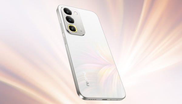 realme C100 ra mắt với pin 8000mAh dùng 2 ngày