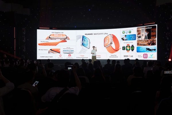 HUAWEI WATCH FIT 5 Series ra mắt: Thiết kế trẻ trung, tăng cường theo dõi sức khỏe và luyện tập HUAWEI WATCH FIT 5 Series ra mắt: Thiết kế trẻ trung, tăng cường theo dõi sức khỏe và luyện tập