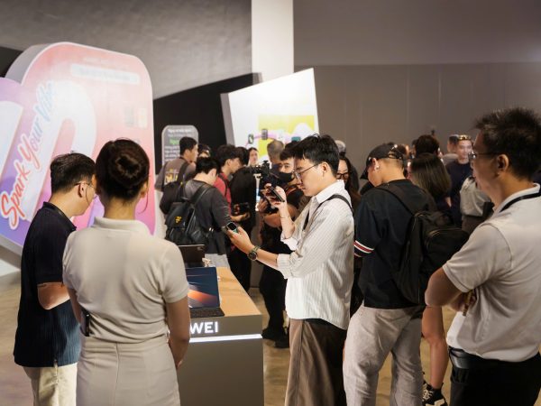 HUAWEI WATCH FIT 5 Series ra mắt: Thiết kế trẻ trung, tăng cường theo dõi sức khỏe và luyện tập HUAWEI WATCH FIT 5 Series ra mắt: Thiết kế trẻ trung, tăng cường theo dõi sức khỏe và luyện tập