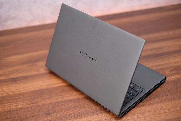 ASUS Zenbook DUO (2026): Laptop hai màn hình cho doanh nhân và người làm nội dung ASUS Zenbook DUO (2026): Laptop hai màn hình cho doanh nhân và người làm nội dung