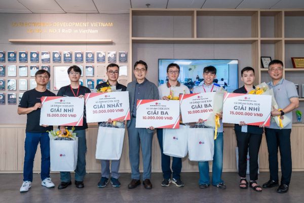 LG Electronics kỷ niệm 10 năm phát triển trung tâm R&D phần mềm ô tô tại Việt Nam, khẳng định vai trò chiến lược trong mạng lưới toàn cầu