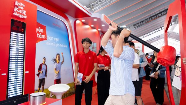 Ngày Tài chính số 2026: Khi bảo hiểm nhân thọ ngày càng hiện diện trong hệ sinh thái tài chính số Ngày Tài chính số 2026: Khi bảo hiểm nhân thọ ngày càng hiện diện trong hệ sinh thái tài chính số