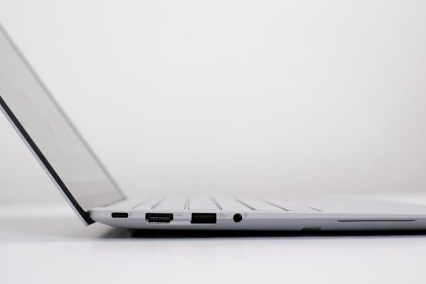 Đánh giá ASUS ExpertBook Ultra: Mẫu laptop doanh nghiệp “Ultra” đầu tiên của ASUS
