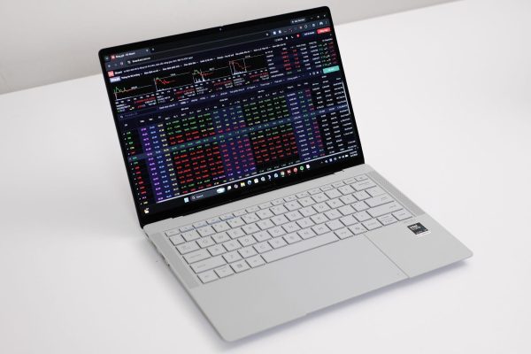 Đánh giá ASUS ExpertBook Ultra: Mẫu laptop doanh nghiệp “Ultra” đầu tiên của ASUS