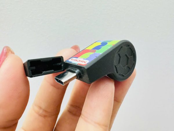Trải nghiệm USB Sandisk Type-C FIFA World Cup 2026 Edition 128GB: Nhỏ gọn, khác biệt và đủ nhanh cho nhu cầu hàng ngày Trải nghiệm USB Sandisk Type-C FIFA World Cup 2026 Edition 128GB: Nhỏ gọn, khác biệt và đủ nhanh cho nhu cầu hàng ngày