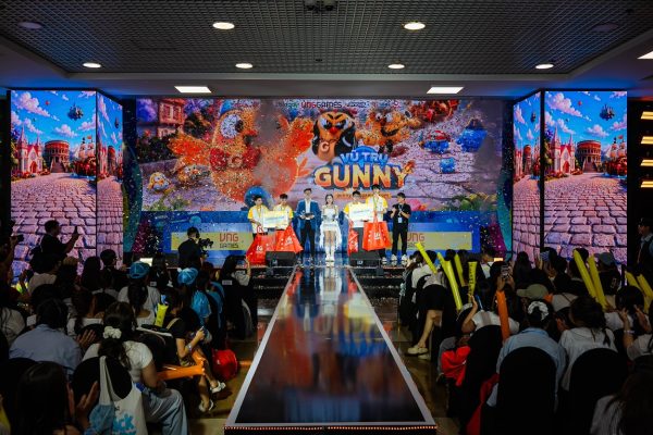 Vũ trụ Gunny khuấy đảo “Gamers Lead The Play” với showmatch quốc tế và đại tiệc sinh nhật Gunny PC 17 tuổi Vũ trụ Gunny khuấy đảo “Gamers Lead The Play” với showmatch quốc tế và đại tiệc sinh nhật Gunny PC 17 tuổi
