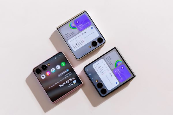 Samsung ra mắt bộ ba Galaxy Z Fold8 Ultra, Z Fold8 và Z Flip8, mở rộng trải nghiệm điện thoại gập với AI thế hệ mới Samsung ra mắt bộ ba Galaxy Z Fold8 Ultra, Z Fold8 và Z Flip8, mở rộng trải nghiệm điện thoại gập với AI thế hệ mới