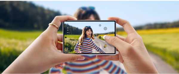 Samsung ra mắt bộ ba Galaxy Z Fold8 Ultra, Z Fold8 và Z Flip8, mở rộng trải nghiệm điện thoại gập với AI thế hệ mới Samsung ra mắt bộ ba Galaxy Z Fold8 Ultra, Z Fold8 và Z Flip8, mở rộng trải nghiệm điện thoại gập với AI thế hệ mới