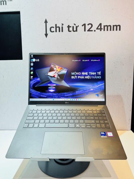 LG ra mắt laptop gram AI 2026 tại Việt Nam, nâng cấp thiết kế siêu nhẹ với Dual AI, Aerominum và Copilot+ PC LG ra mắt laptop gram AI 2026 tại Việt Nam, nâng cấp thiết kế siêu nhẹ với Dual AI, Aerominum và Copilot+ PC