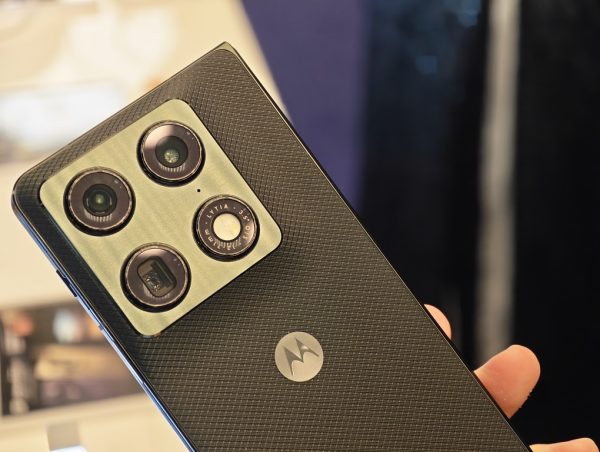 Motorola ra mắt razr fold tại Việt Nam, hướng đến trải nghiệm smartphone gập đa nhiệm