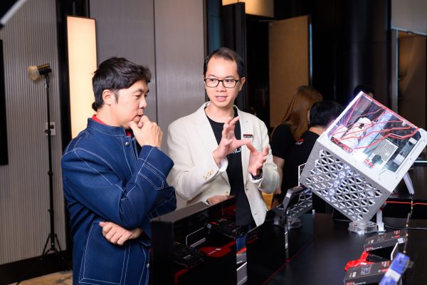 Ra mắt SANDISK Optimus: Dòng SSD gắn trong mới dành cho game thủ và người dùng chuyên nghiệp Ra mắt SANDISK Optimus: Dòng SSD gắn trong mới dành cho game thủ và người dùng chuyên nghiệp