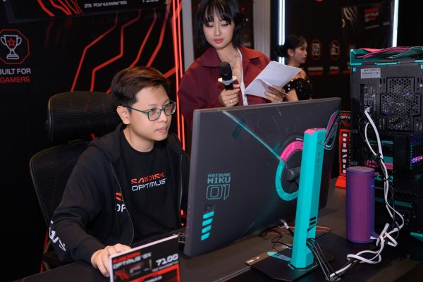 Ra mắt SANDISK Optimus: Dòng SSD gắn trong mới dành cho game thủ và người dùng chuyên nghiệp Ra mắt SANDISK Optimus: Dòng SSD gắn trong mới dành cho game thủ và người dùng chuyên nghiệp