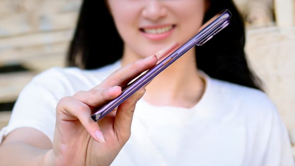 TECNO ra mắt POVA Curve 2 5G tại Việt Nam, pin 8.000 mAh trong thân máy dày 7,42 mm TECNO ra mắt POVA Curve 2 5G tại Việt Nam, pin 8.000 mAh trong thân máy dày 7,42 mm