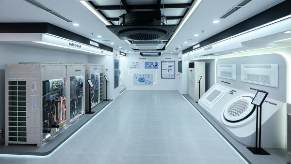 Samsung Electronics khai trương Business Experience Studio tại Việt Nam, mở rộng hệ sinh thái giải pháp công nghệ toàn diện cho doanh nghiệp Samsung Electronics khai trương Business Experience Studio tại Việt Nam, mở rộng hệ sinh thái giải pháp công nghệ toàn diện cho doanh nghiệp