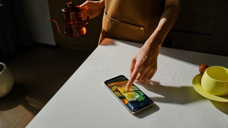 Xiaomi ra mắt REDMI 17 Series tại Việt Nam, pin 7.500 mAh, giá từ 5,99 triệu đồng kèm nhiều ưu đãi