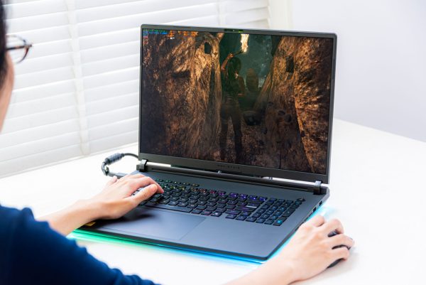 ASUS ROG Strix SCAR 18 (2026) ra mắt tại Việt Nam, trang bị RTX 5090 và màn hình Mini-LED 4K 240Hz ASUS ROG Strix SCAR 18 (2026) ra mắt tại Việt Nam, trang bị RTX 5090 và màn hình Mini-LED 4K 240Hz