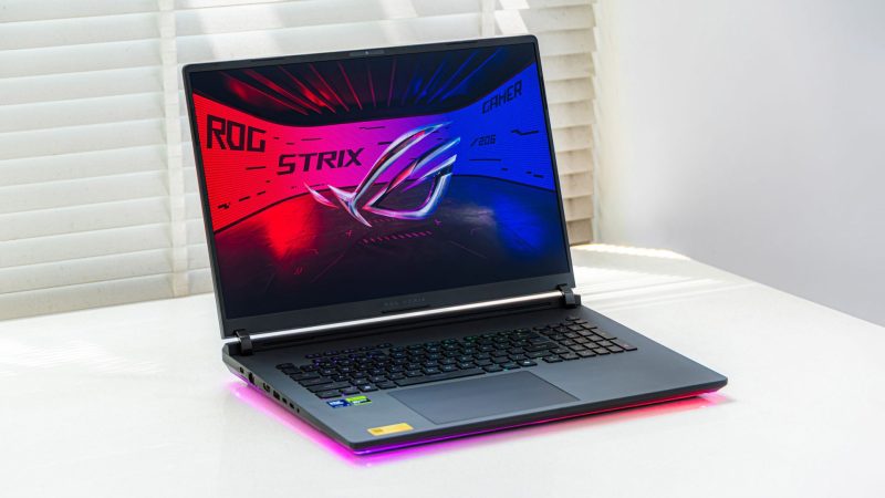 ASUS ROG Strix SCAR 18 (2026) ra mắt tại Việt Nam, trang bị RTX 5090 và màn hình Mini-LED 4K 240Hz