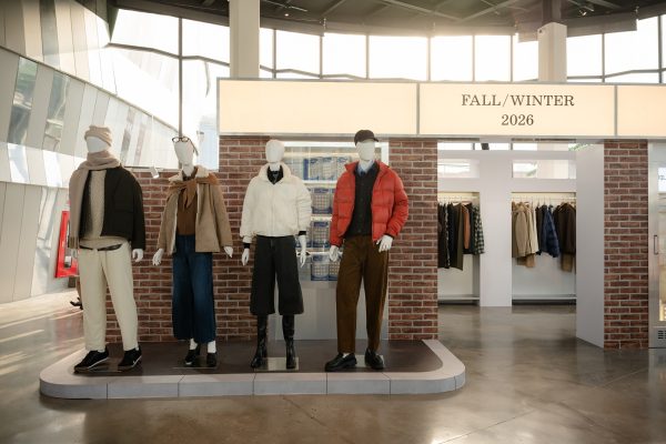 UNIQLO giới thiệu bộ sưu tập LifeWear Thu/Đông 2026, hướng đến tủ đồ linh hoạt cho nhịp sống đô thị