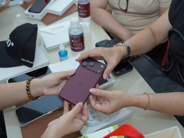 Minh Tuấn Mobile mở bán iPhone 18 Pro, iPhone 18 Pro Max với cam kết ‘Hẹn sao. Giao vậy’ Minh Tuấn Mobile mở bán iPhone 18 Pro, iPhone 18 Pro Max với cam kết ‘Hẹn sao. Giao vậy’