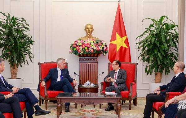 Lãnh đạo Mastercard thăm Việt Nam, thúc đẩy hợp tác phát triển thanh toán số