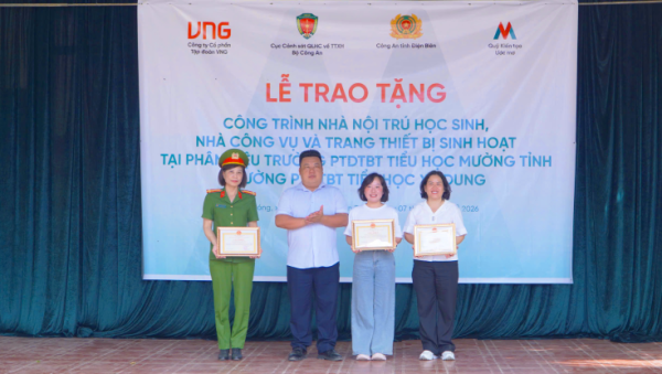 Quỹ Kiến tạo Ước mơ cùng Cục Cảnh sát Quản lý hành chính về trật tự xã hội - Bộ Công an hỗ trợ gần 4 tỷ đồng cải thiện điều kiện học tập tại Điện Biên