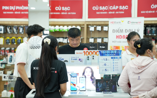 Di Động Việt mở bán REDMI Note 17 series, giá ưu đãi từ 5,49 triệu đồng Di Động Việt mở bán REDMI Note 17 series, giá ưu đãi từ 5,49 triệu đồng