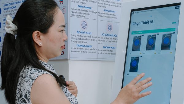 Samsung hợp tác phát triển mô hình giặt sấy tự phục vụ 24/7 tại Việt Nam
