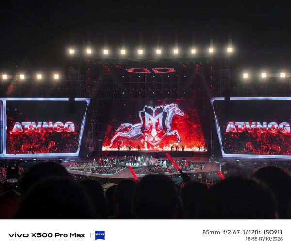 vivo X500 Series trình diễn khả năng quay chụp với camera ZEISS tại concert Anh Trai Vượt Ngàn Chông Gai 2026 vivo X500 Series trình diễn khả năng quay chụp với camera ZEISS tại concert Anh Trai Vượt Ngàn Chông Gai 2026