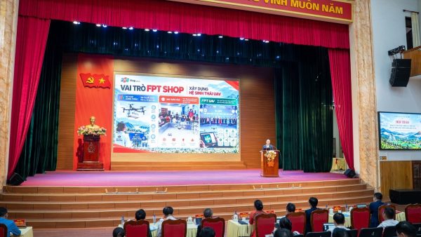 FPT Shop hợp tác triển khai giải pháp UAV, mở rộng ứng dụng công nghệ trong nông nghiệp FPT Shop hợp tác triển khai giải pháp UAV, mở rộng ứng dụng công nghệ trong nông nghiệp