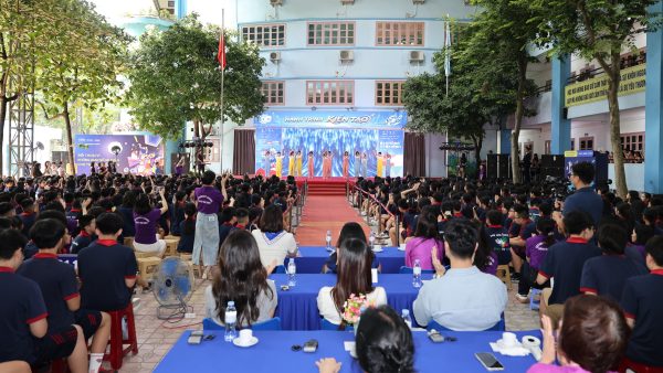Meta đồng hành cùng chiến dịch “Không Một Mình” tại Việt Nam, nâng cao an toàn số cho thanh thiếu niên Việt Nam