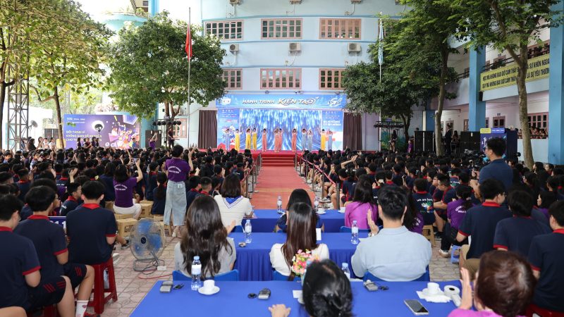 Meta đồng hành cùng chiến dịch “Không Một Mình” tại Việt Nam, nâng cao an toàn số cho thanh thiếu niên Việt Nam