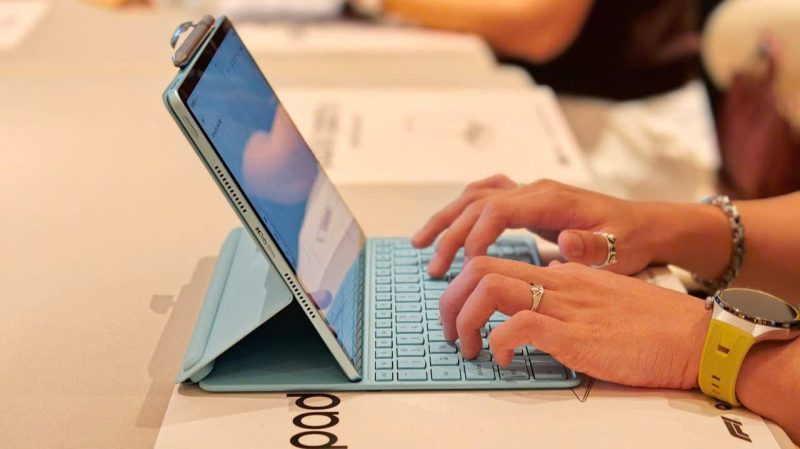 Motorola ra mắt bộ ba máy tính bảng Moto Pad tại Việt Nam, tích hợp AI và chế độ PC Mode