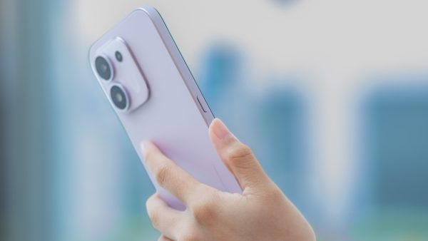 HONOR 600S ra mắt tại Việt Nam, nổi bật về độ bền, pin 8.100mAh và tích hợp nút AI HONOR 600S ra mắt tại Việt Nam, nổi bật về độ bền, pin 8.100mAh và tích hợp nút AI