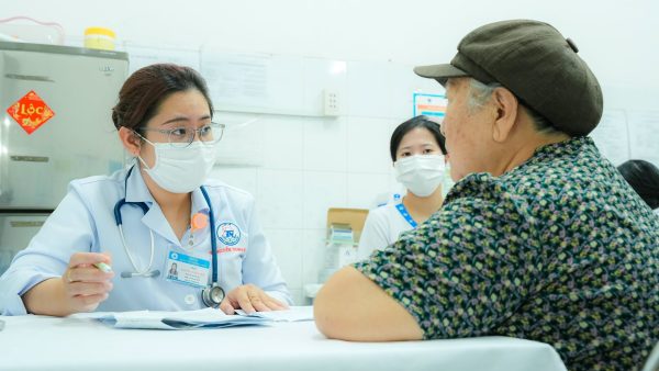 Zalo có hơn 20.600 kênh OA và 2.000 Mini App phục vụ chuyển đổi số tại 34 tỉnh, thành Zalo có hơn 20.600 kênh OA và 2.000 Mini App phục vụ chuyển đổi số tại 34 tỉnh, thành