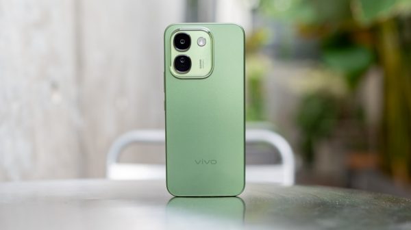vivo V80 Lite 5G: Smartphone pin 10.000 mAh, thiết lập kỷ lục Guinness về thời lượng sử dụng